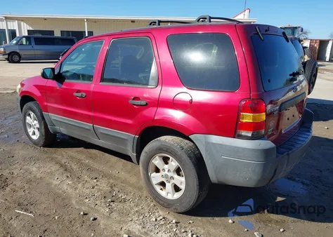 2005 Ford Escape Xlt из США, поврежденный, VIN 1FMYU93145KA63335